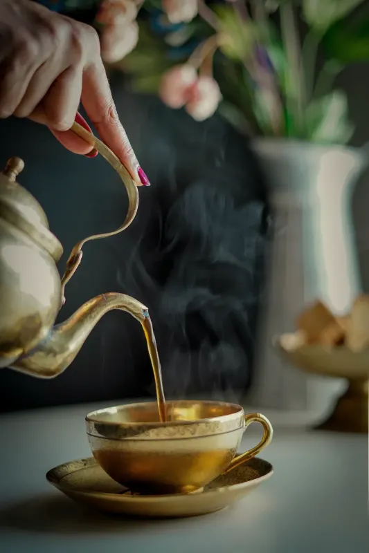Té servido en taza